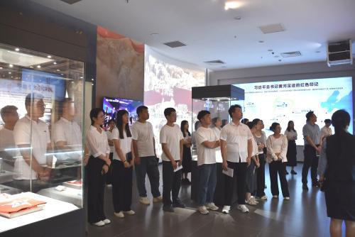 市水務(wù)局青年理論學(xué)習(xí)小組組織開(kāi)展 碧水揚(yáng)帆 砥礪前行 主題活動(dòng)